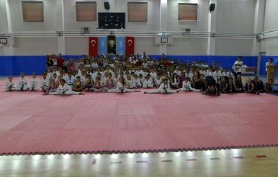 SPOR YAPAN NESİL İLE SAĞLIKLI GELECEK!