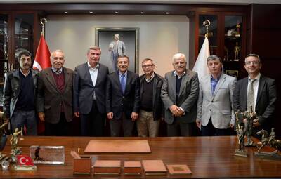 SİVRİHİSARLILAR DERNEĞİ'NDEN BAŞKAN ATAÇ'A ZİYARET