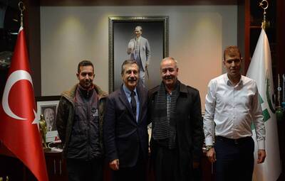ALANYURTLULAR BAŞKAN ATAÇ'I ZİYARET ETTİ