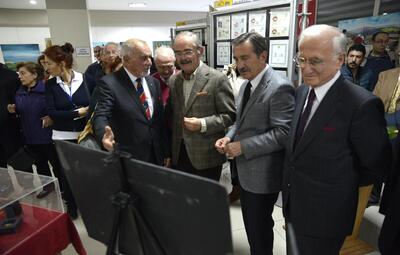 ATATÜRK VE CUMHURİYET PULLARI BEĞENİYE SUNULDU