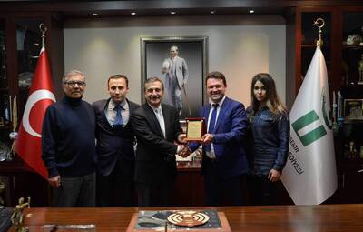 İŞİTME ENGELLİLERDEN BAŞKAN ATAÇ'A TEŞEKKÜR